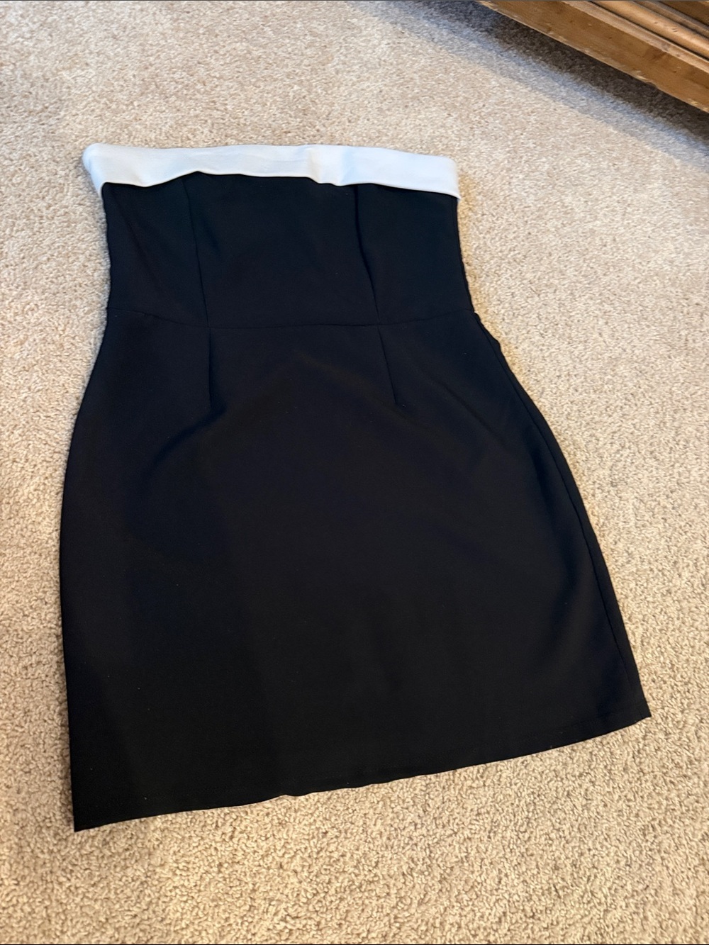Edikted Black Strapless Dress with White Accent